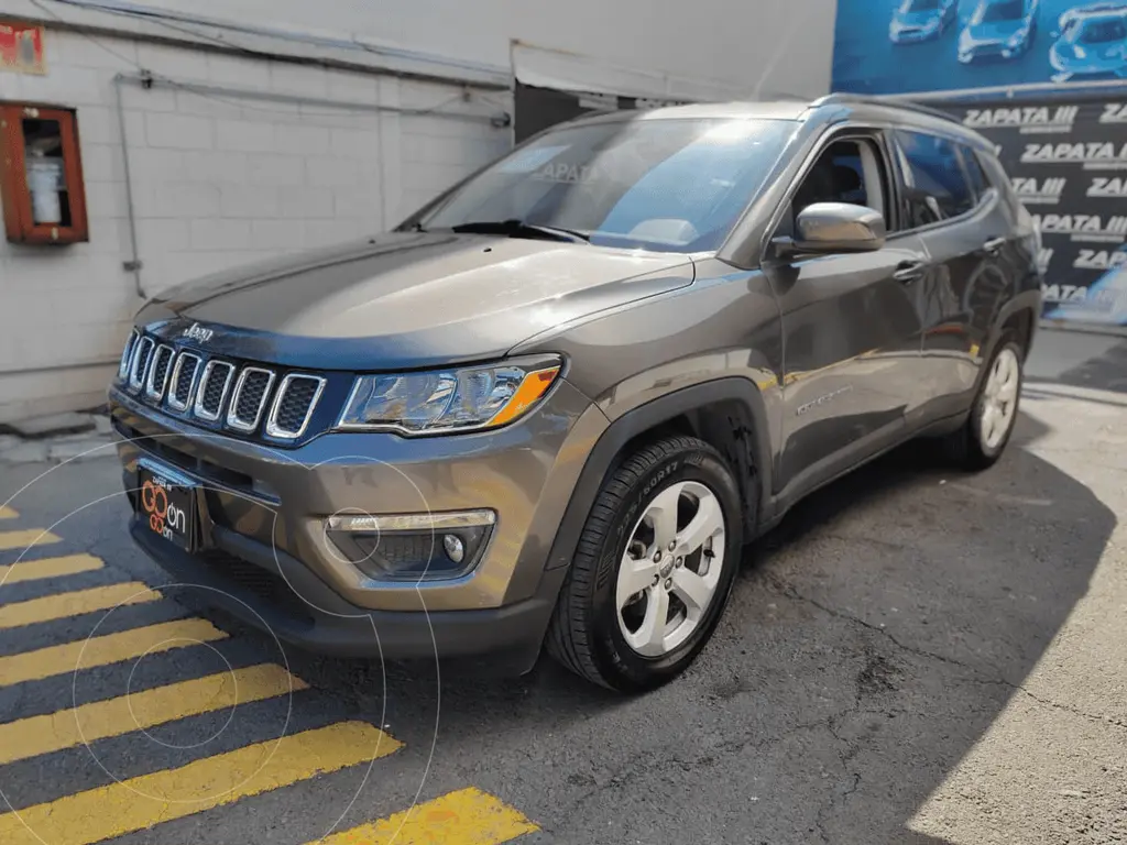foto Jeep Compass 2019 usado (2019) color JEEP GRANITO precio $280,000