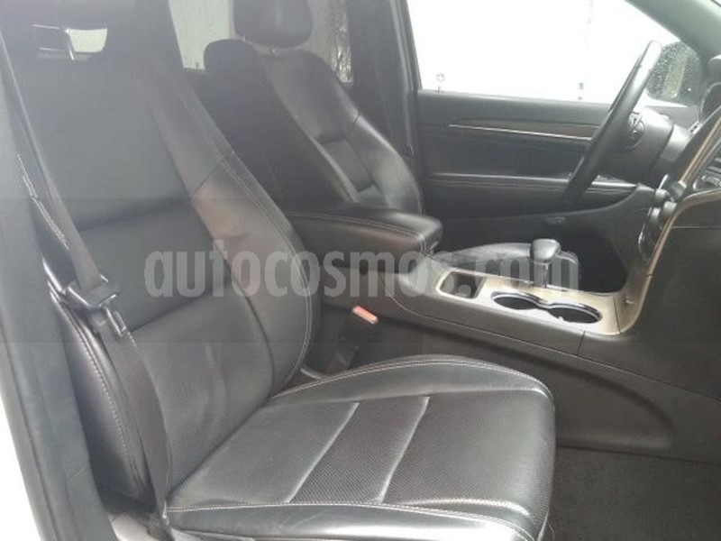 foto Jeep Grand Cherokee 5p Limited Lujo 4x2 V8/5.7 Aut usado