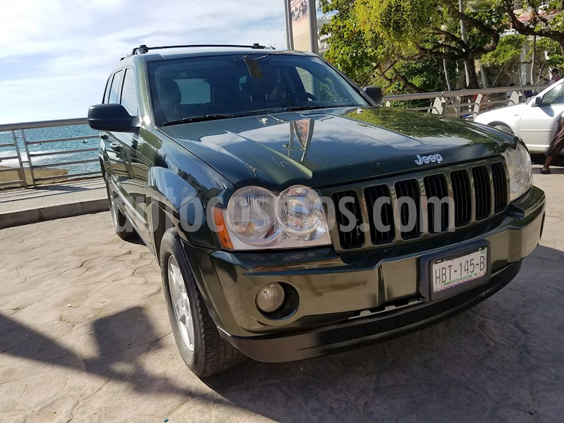 foto Jeep Grand Cherokee Laredo 4X2 3.7L V6 usado