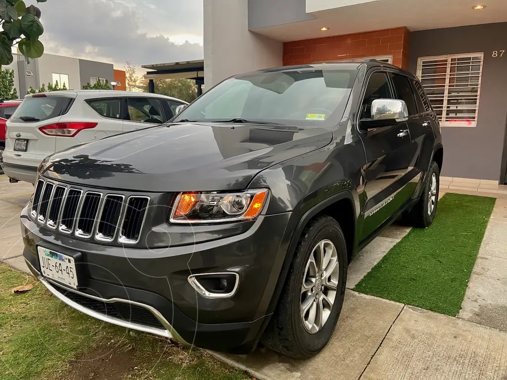 Jeep Grand Cherokee Limited Lujo 5.7L 4x4 usado (2014) color Gris