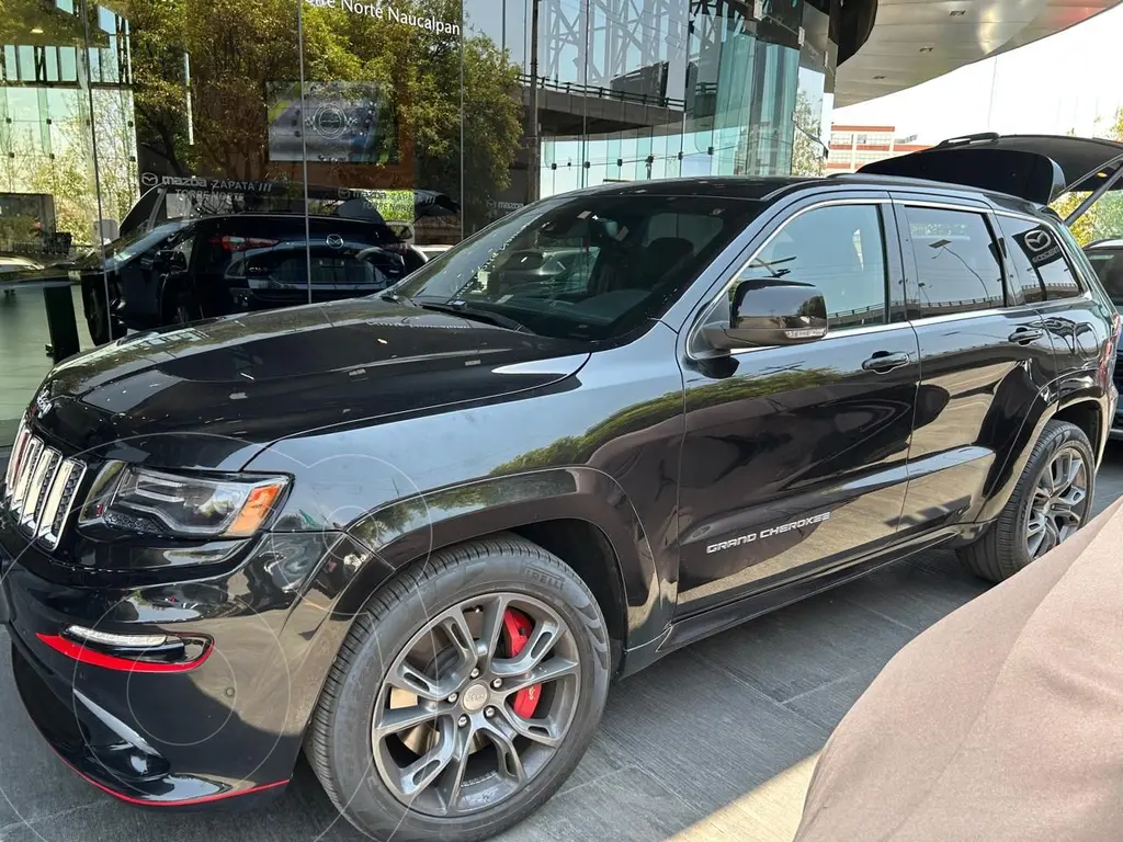 foto Jeep Grand Cherokee SRT-8 usado (2014) color Negro precio $650,000