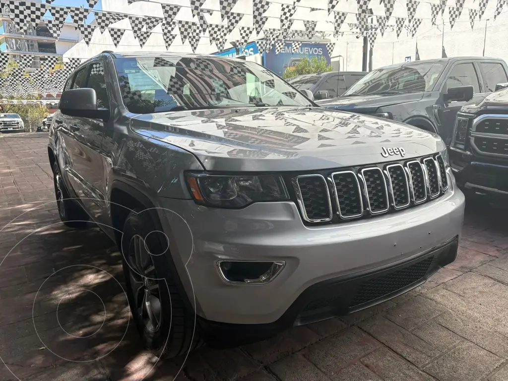 Jeep grand-cherokee laredo 36l 4x2 (2018)