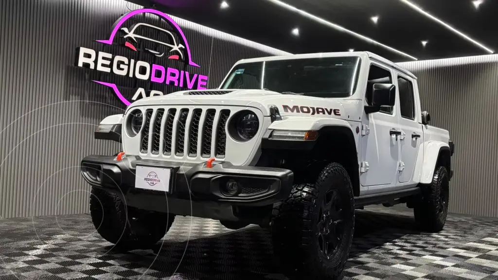 foto Jeep JT Mojave financiado en mensualidades enganche $359,970 mensualidades desde $23,567