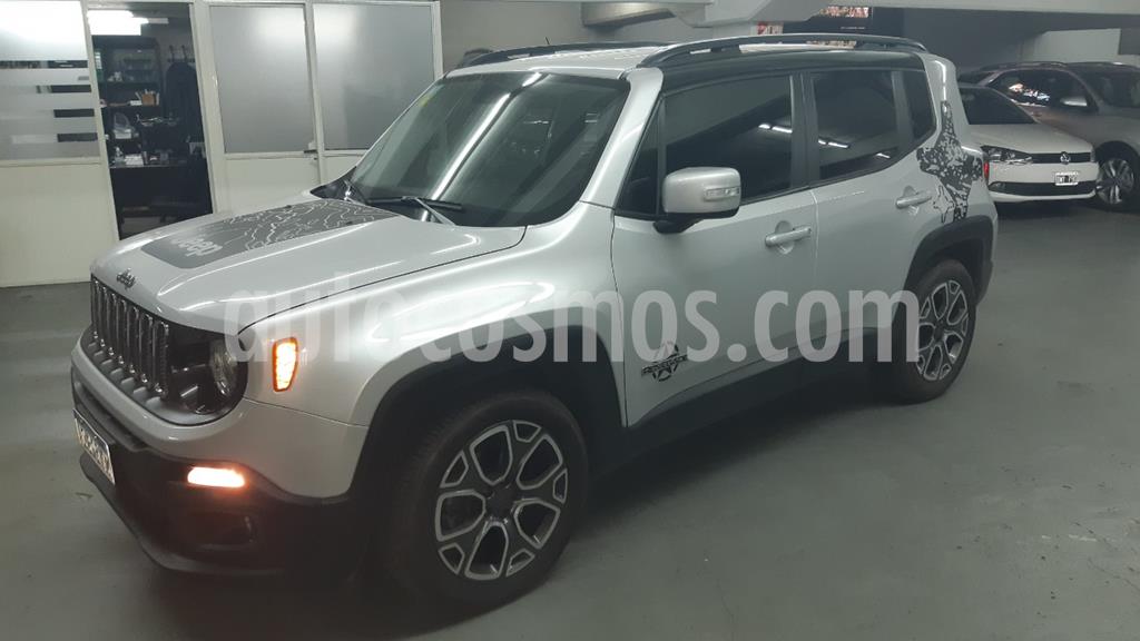 foto Jeep Renegade Longitude Aut usado (2018) color Gris Claro precio $1.859.000