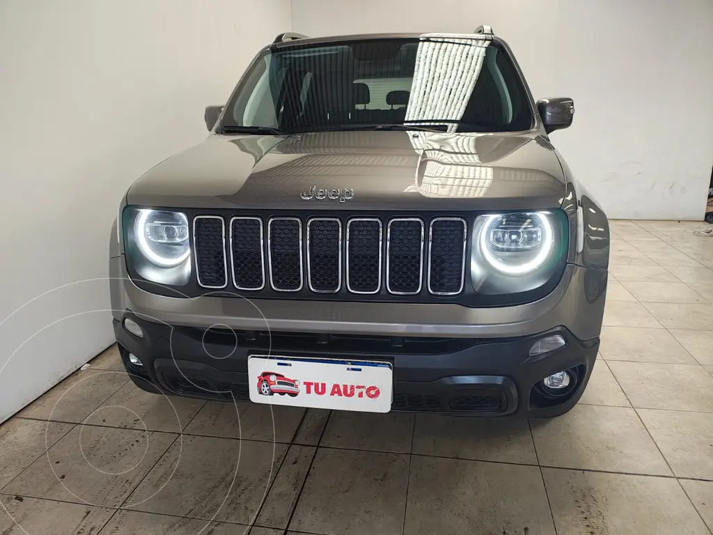 foto Jeep Renegade Longitude Aut usado (2021) color Gris precio $30.600.000