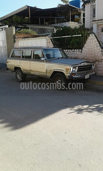 foto Jeep Wagoneer LTD. 4x4 L6 4.0i usado