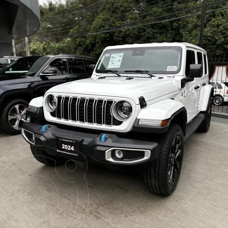 foto Jeep Wrangler Unlimited Sahara nuevo color Blanco precio $1,399,900