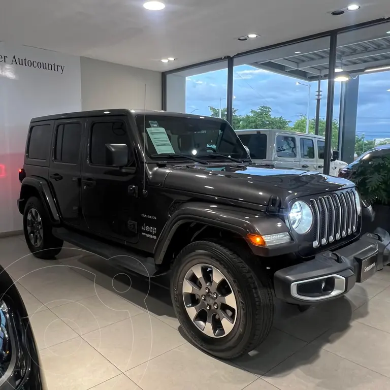 foto Jeep Wrangler Unlimited Unlimited Sahara Mild-Hybrid Aut usado (2021) color Gris precio $850,000