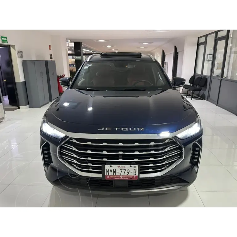 foto Jetour X70 Plus 1.6L Turbo usado (2025) color Azul Marino precio $470,000