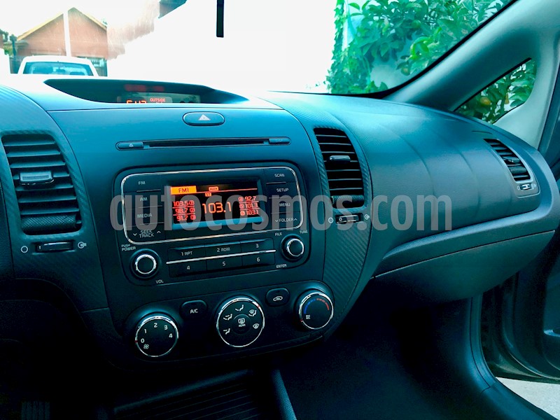 foto Kia Cerato 1.6L EX AC usado