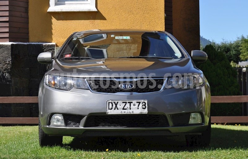 foto Kia Cerato 1.6L SX Aut usado