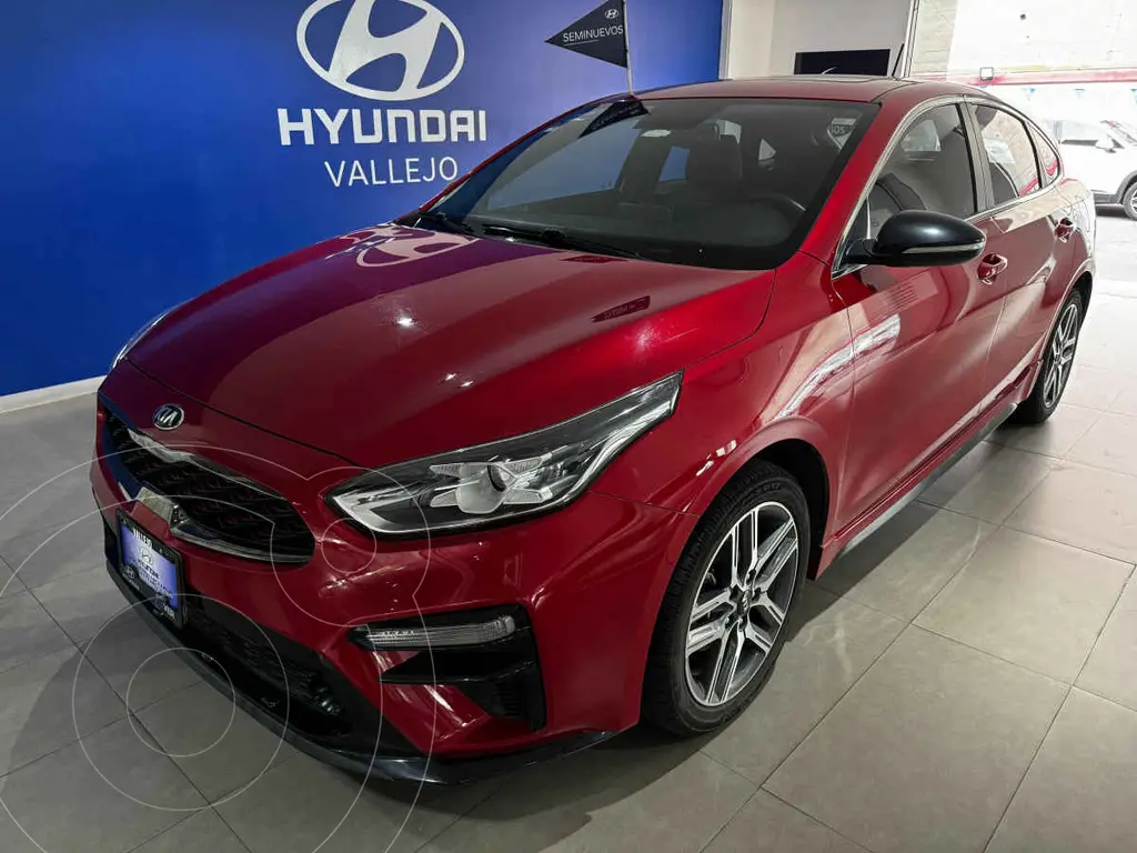 Kia Forte Hatchback HB GT Line usado (2020) color Rojo precio $299,000