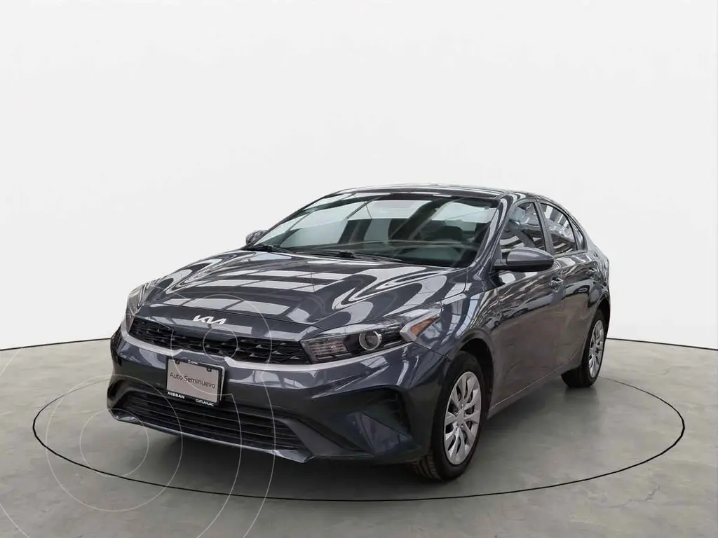 Kia Forte Sedán 2.0L LX 2023