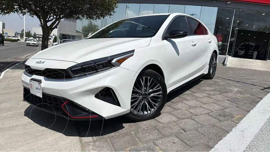 foto Kia Forte Sedán 2.0L GT Line Aut financiado en mensualidades enganche $107,231 mensualidades desde $11,411