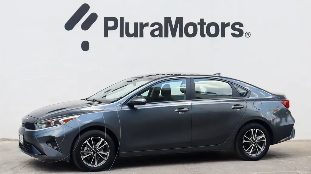 Kia Forte Sedán 2.0L LX 2022