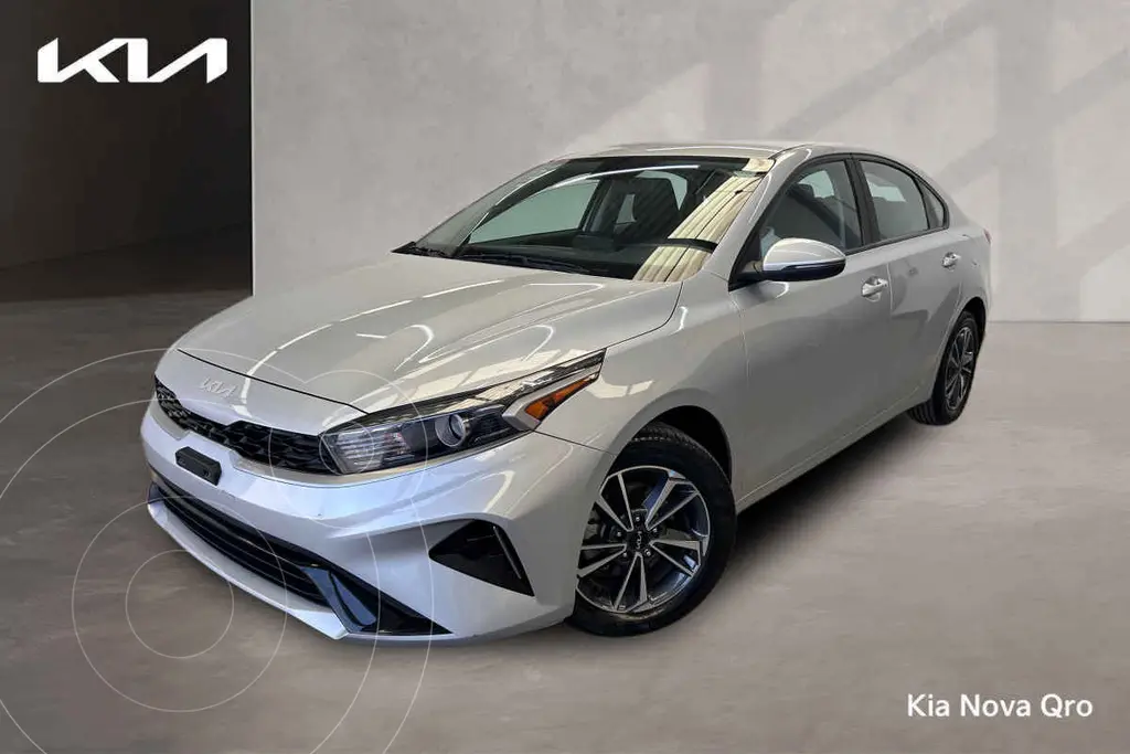 foto Kia Forte Sedán 2.0L LX financiado en mensualidades enganche $87,200 mensualidades desde $7,486
