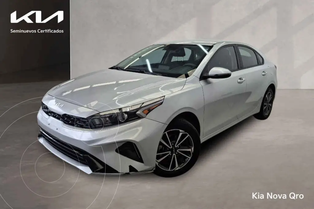 foto Kia Forte Sedán 2.0L LX financiado en mensualidades enganche $76,300 mensualidades desde $6,550
