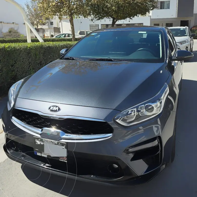 Kia Forte Sedán 2.0L EX Aut 2021