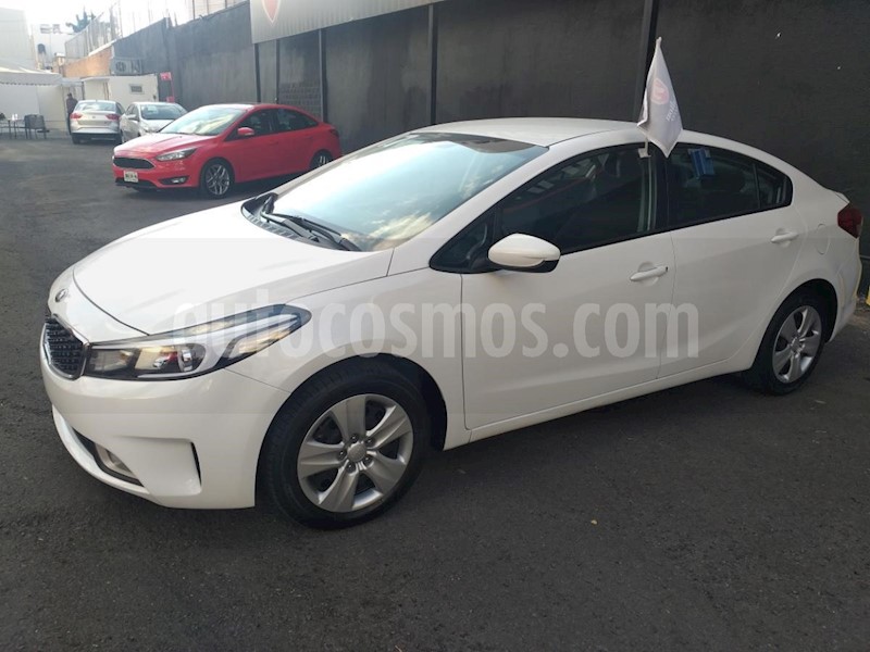 foto Kia Forte L usado