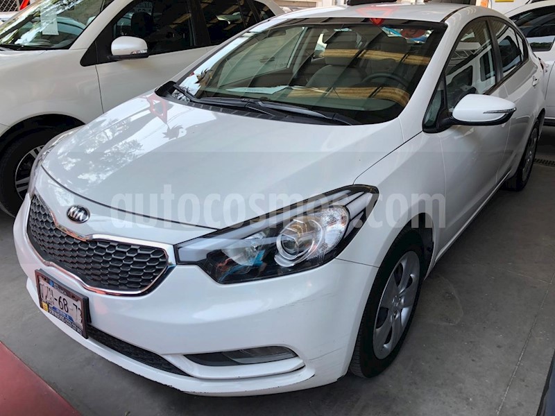 foto Kia Forte LX Aut usado