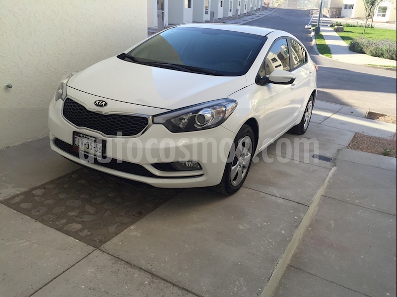 foto Kia Forte LX usado