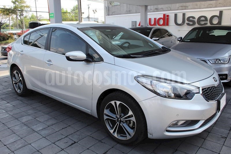 foto Kia Forte SX Aut usado