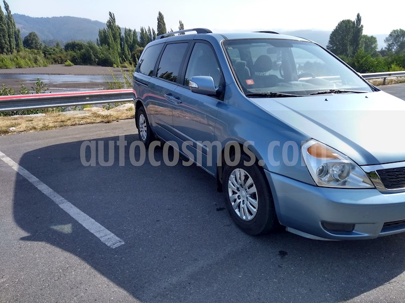 foto Kia Grand Carnival 2.2L EX Diesel usado
