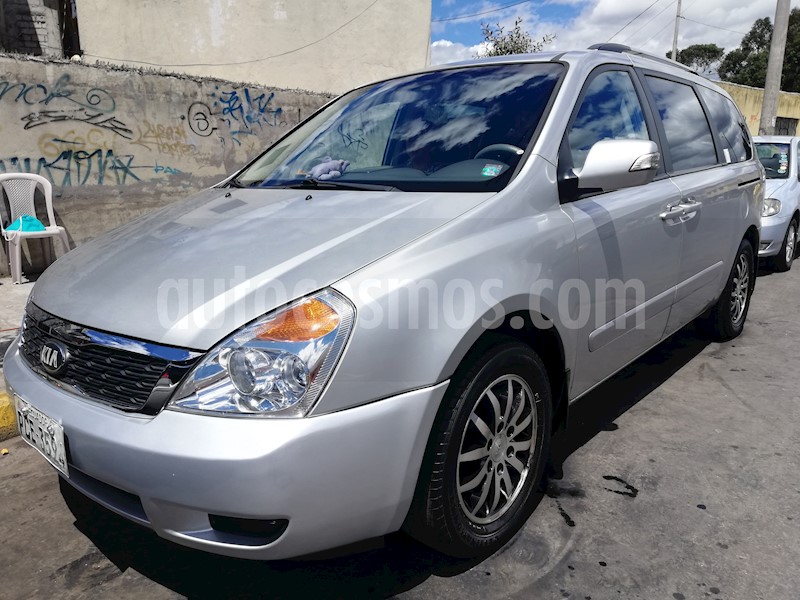 foto Kia Grand Carnival 2.9L usado