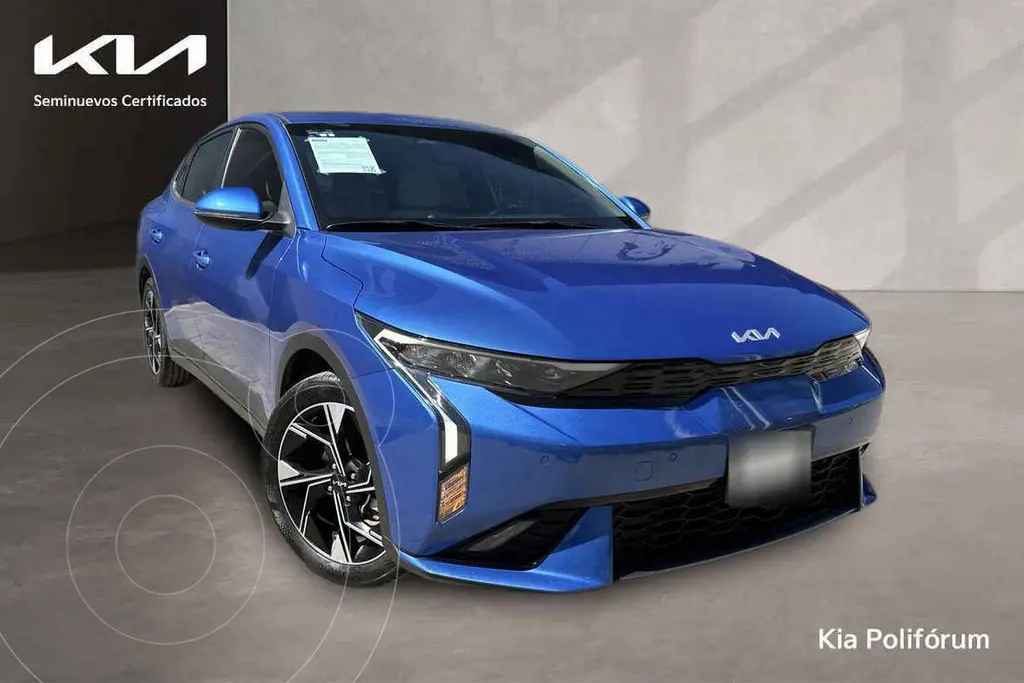 foto Kia K3 GT Line usado (2026) color Azul precio $443,500