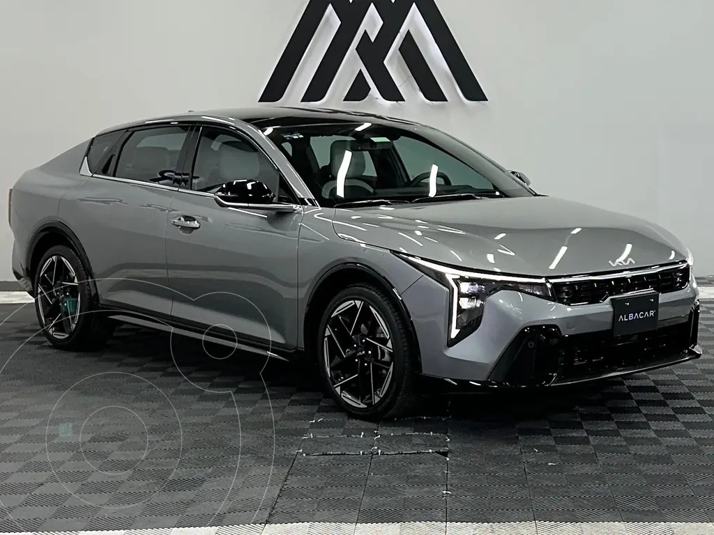 Kia K4 Sedán GT Line Aut 2026