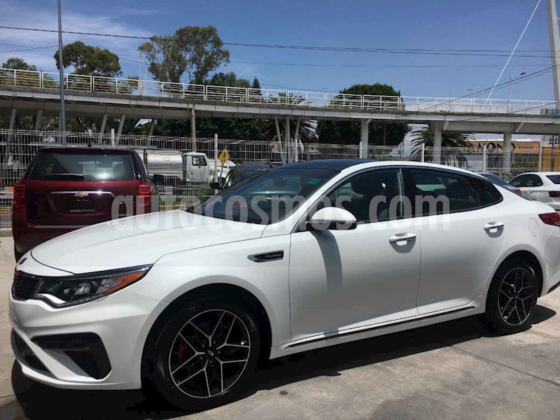 foto Kia Optima 2.0L Turbo GDI SXL usado
