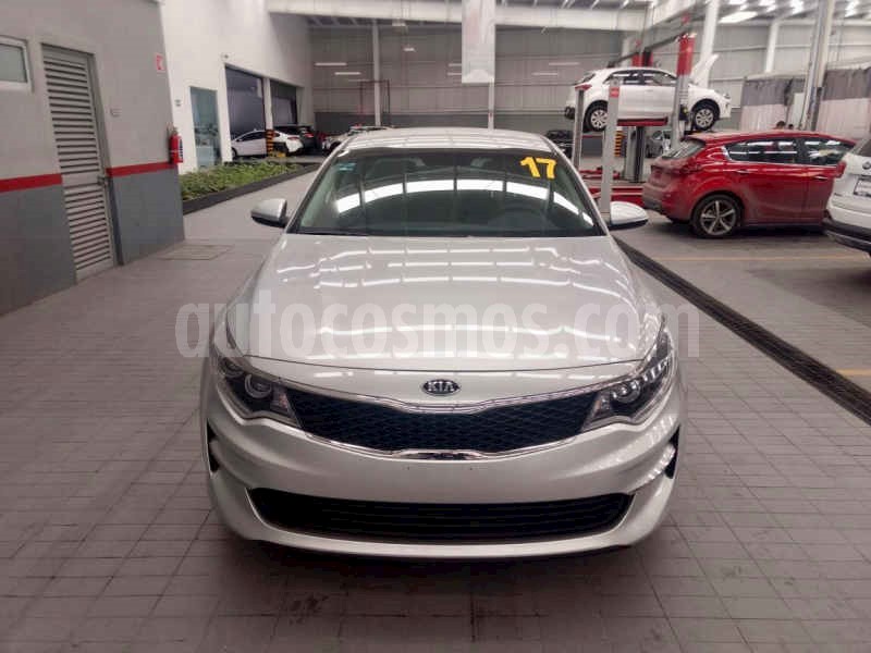 foto Kia Optima 2.4L GDI LX usado