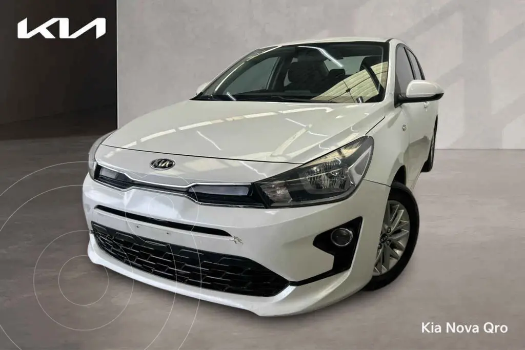 Kia Rio Hatchback LX 2021
