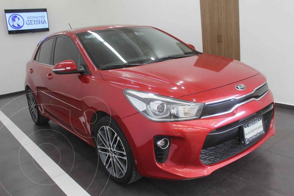 Kia Rio Hatchback EX Pack Aut usado (2018) color Rojo precio 315,000