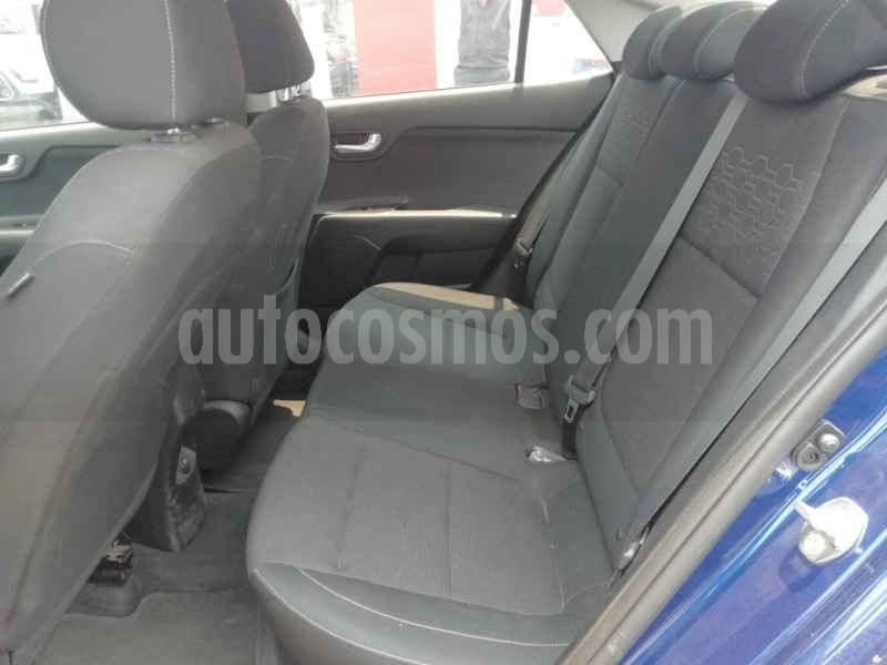 foto Kia Rio Sedan EX usado
