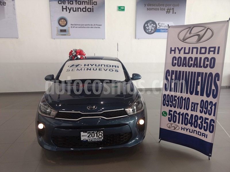 foto Kia Rio Sedan LX usado