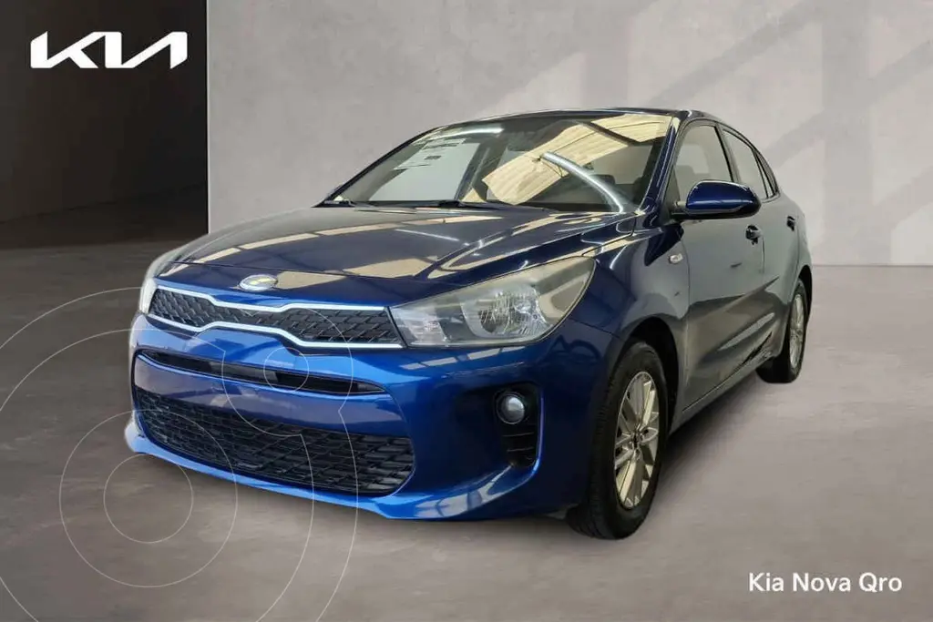 Kia Rio Sedán LX 2020