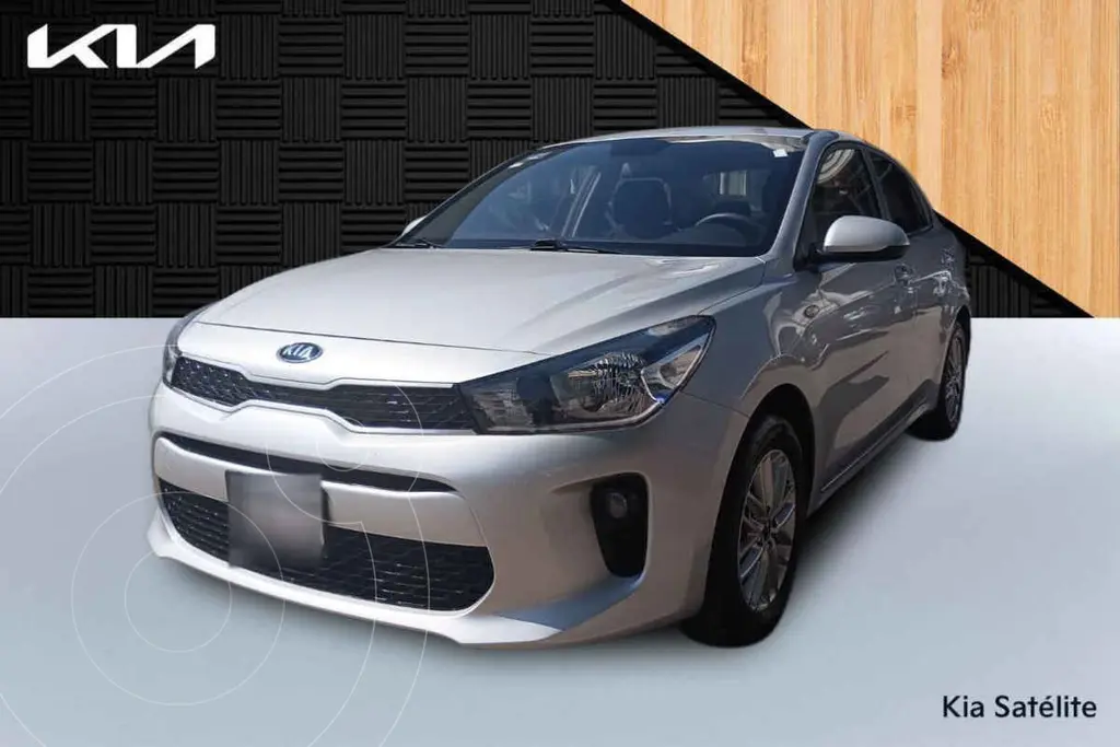 Kia Rio Sedan LX usado (2020) color Plata precio $270,000