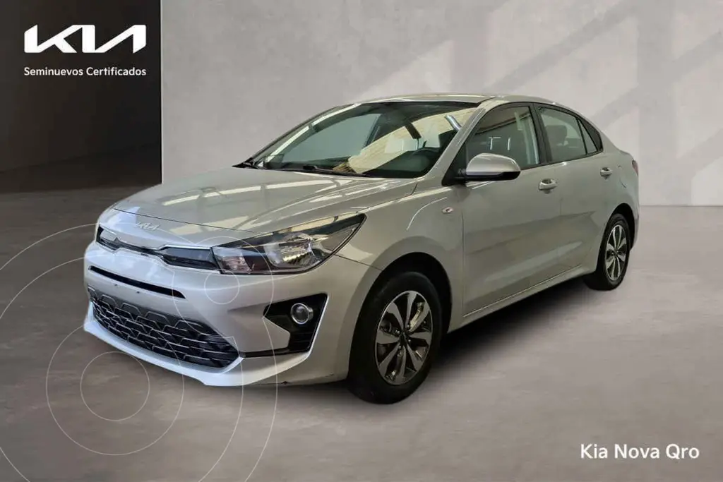 Kia Rio Sedán LX Aut 2022