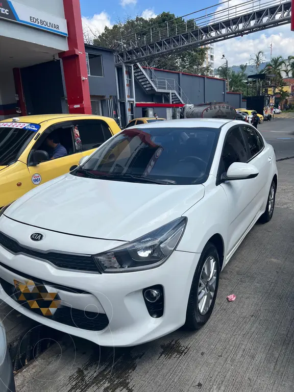 KIA Rio 1.4L usado en Floridablanca