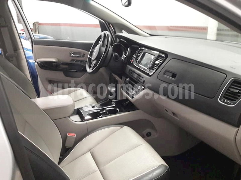 foto Kia Sedona SXL usado