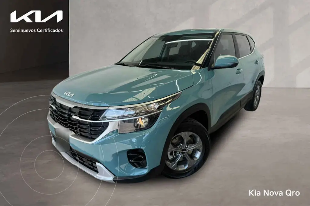 foto Kia Seltos EX usado (2024) color Azul precio $405,000