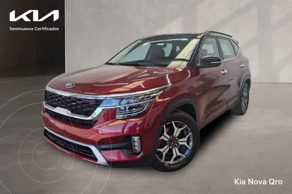 foto Kia Seltos GT Line usado (2021) color Rojo precio $320,000