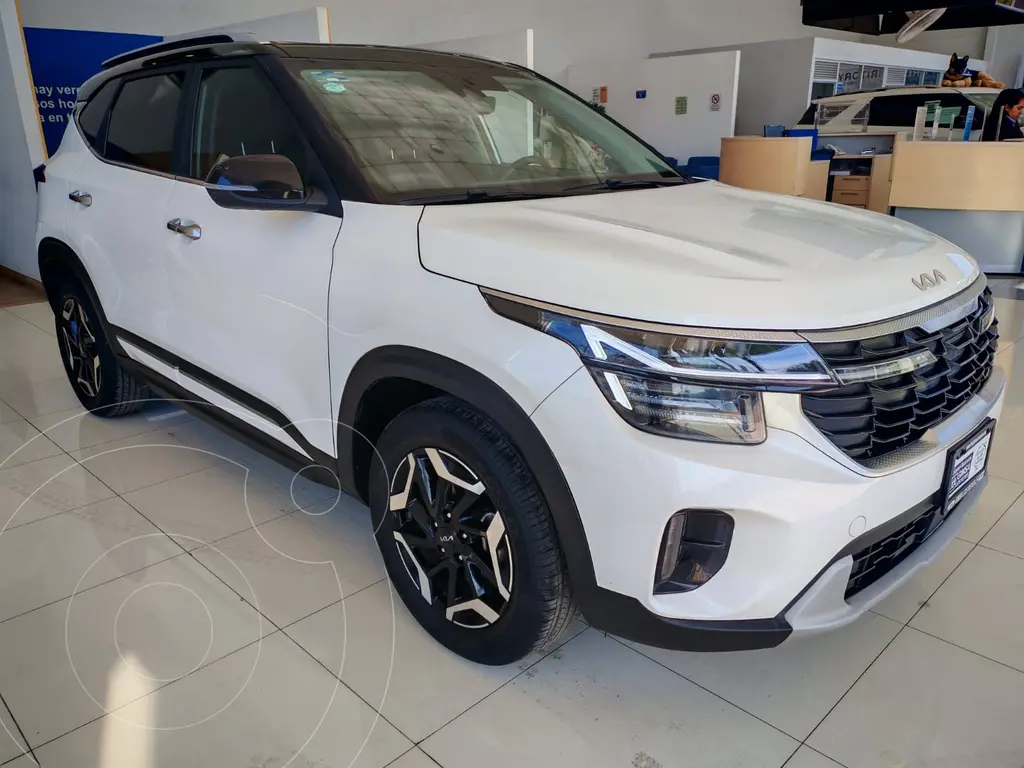 foto Kia Seltos SXL financiado en mensualidades enganche $113,978 mensualidades desde $9,088