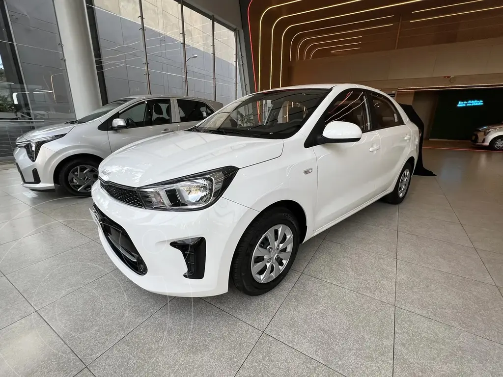 foto KIA Soluto 1.4L Emotion nuevo color Blanco precio $68.990.000