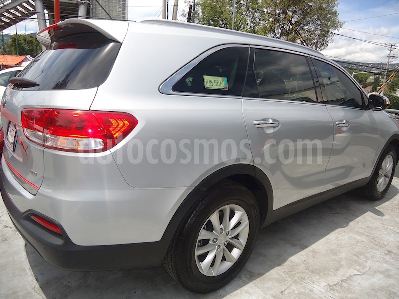 foto Kia Sorento 2.4L LX usado
