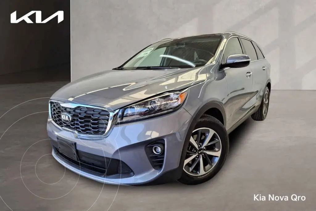 foto Kia Sorento 2.4L EX Pack usado (2020) color Gris precio $350,000