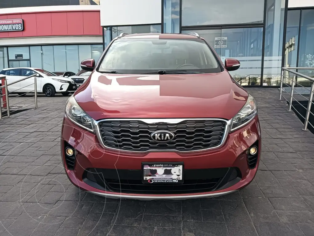 foto Kia Sorento 2.4L EX Pack usado (2020) color Rojo precio $355,000