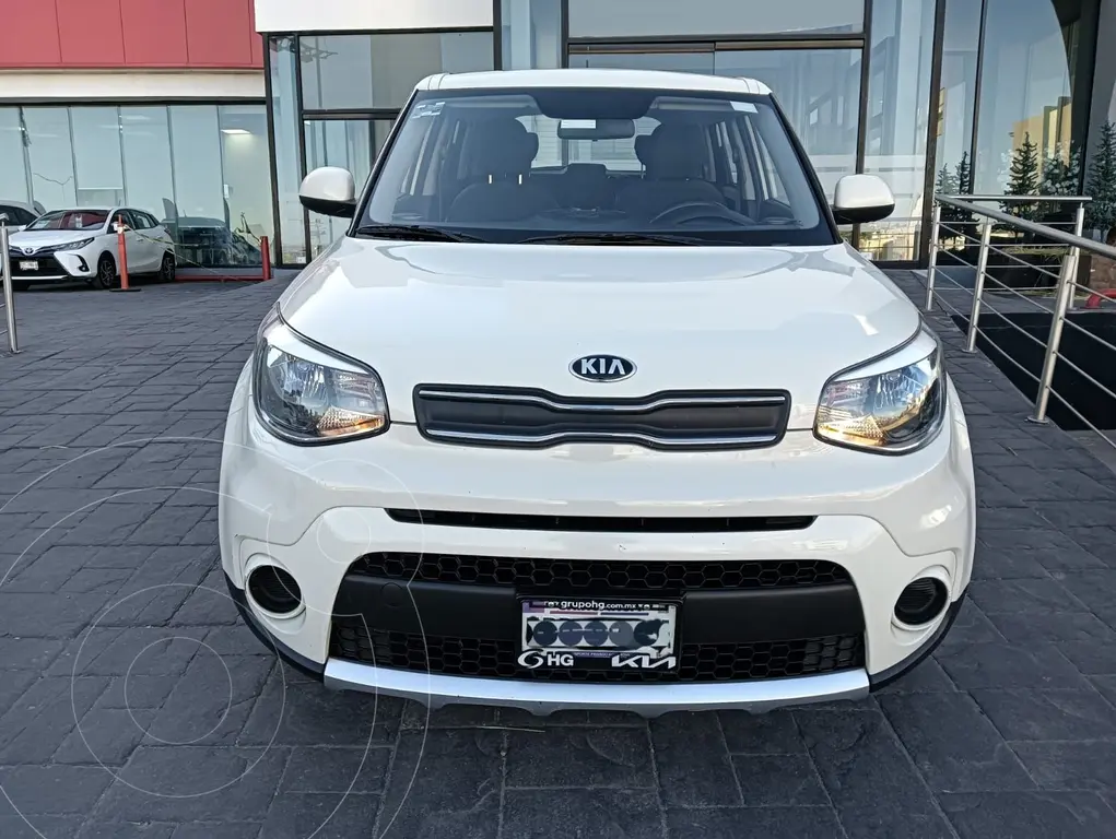 foto Kia Soul LX Aut usado (2017) color Blanco precio $185,000