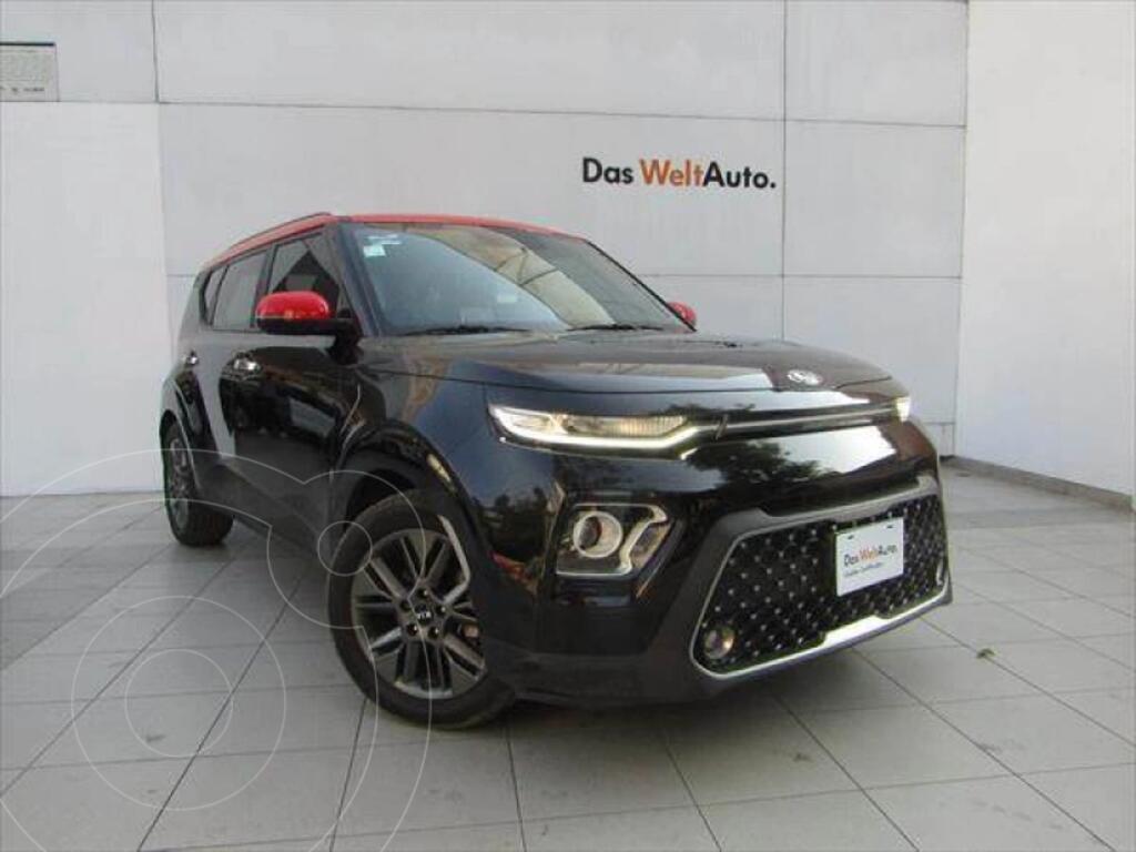 foto Kia Soul EX Aut usado (2020) color Negro precio $334,000